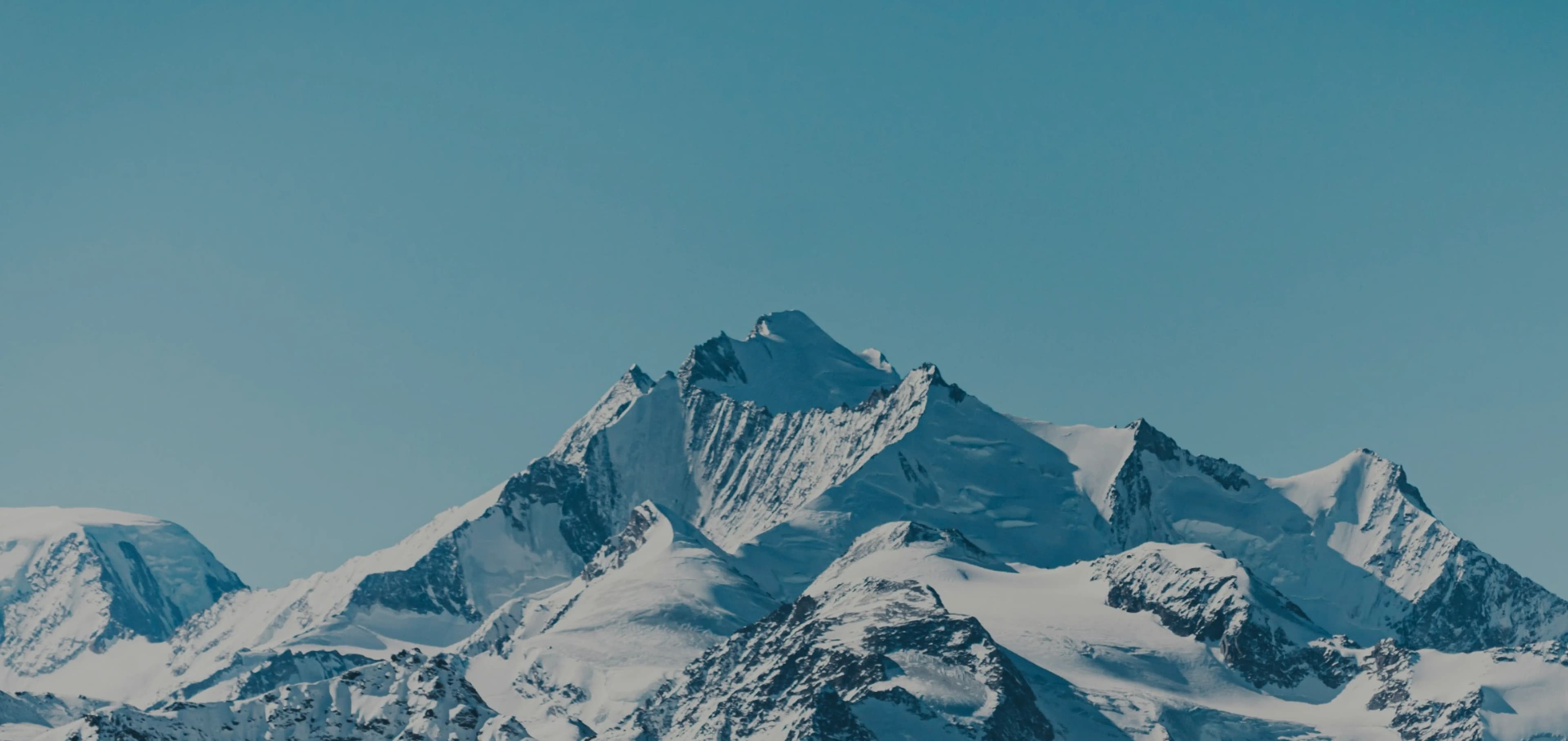 Home Page Cover Banner of Everest Thrill - Best Tour, Expedition, & Trekking Company in Nepal